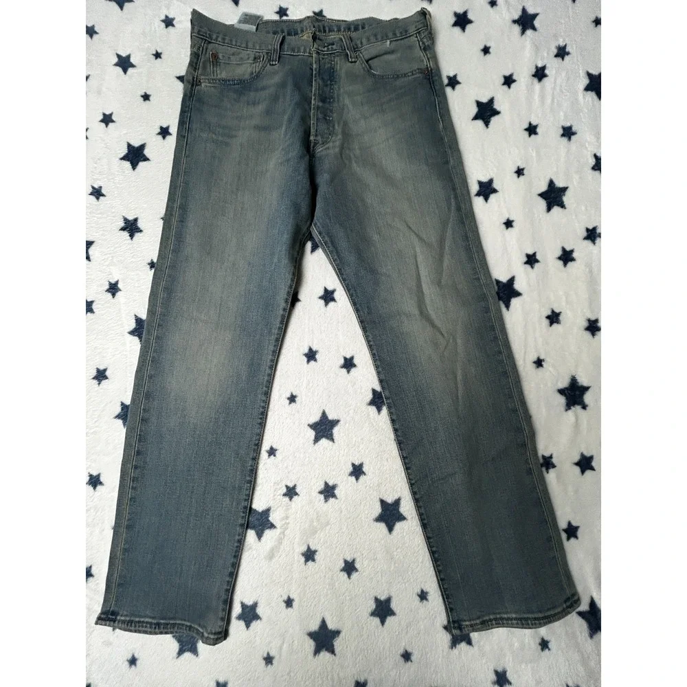 Levi's 501 Jeans Mens 32x30 Light Wash Button Fly Straight Leg Denim Pants Blue